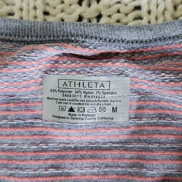 Athleta Active Tee 8323 - Picture 7 of 9